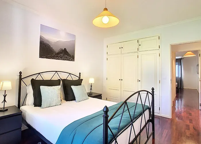 Sea N\' Sun Apartment By Lovelystay