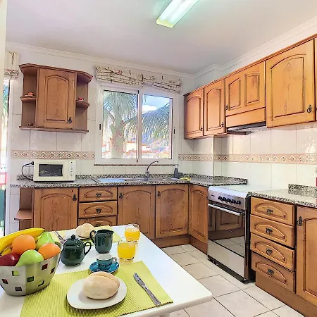 Sea N' Sun Apartment By Lovelystay Ribeira Brava Esterno foto